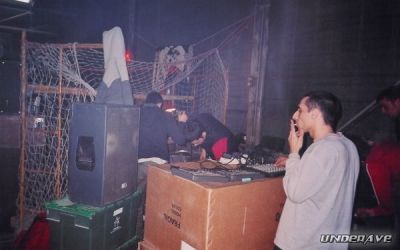 Insert Sound 13-03-04 Underave 09.jpg