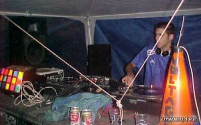 Tarrega 07-08-02 Underave 14.jpg