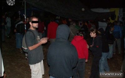 headquake 270106 tripsykord 01.jpg